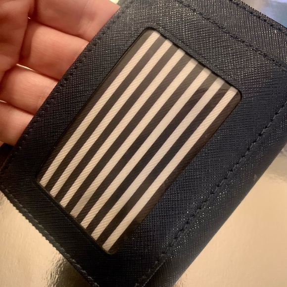 Kate Spade Navy Wallet NWOT - Picture 4 of 7